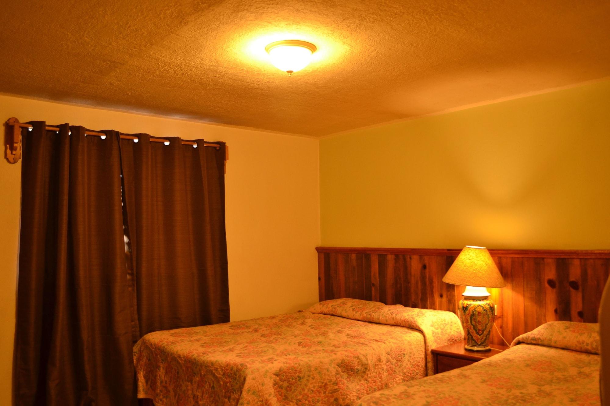 Hotel Posada Del Cobre Креел Екстериор снимка