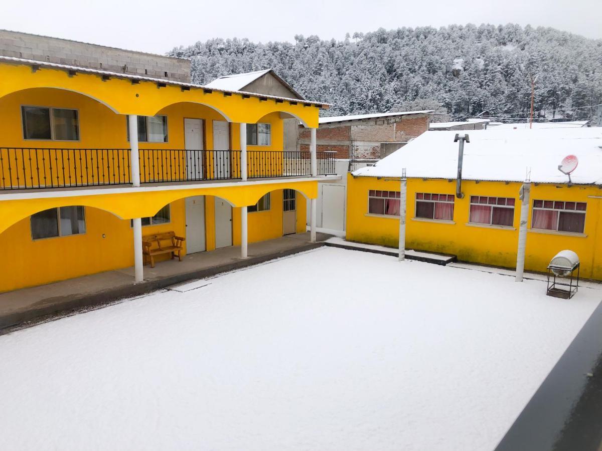 Hotel Posada Del Cobre Креел Екстериор снимка