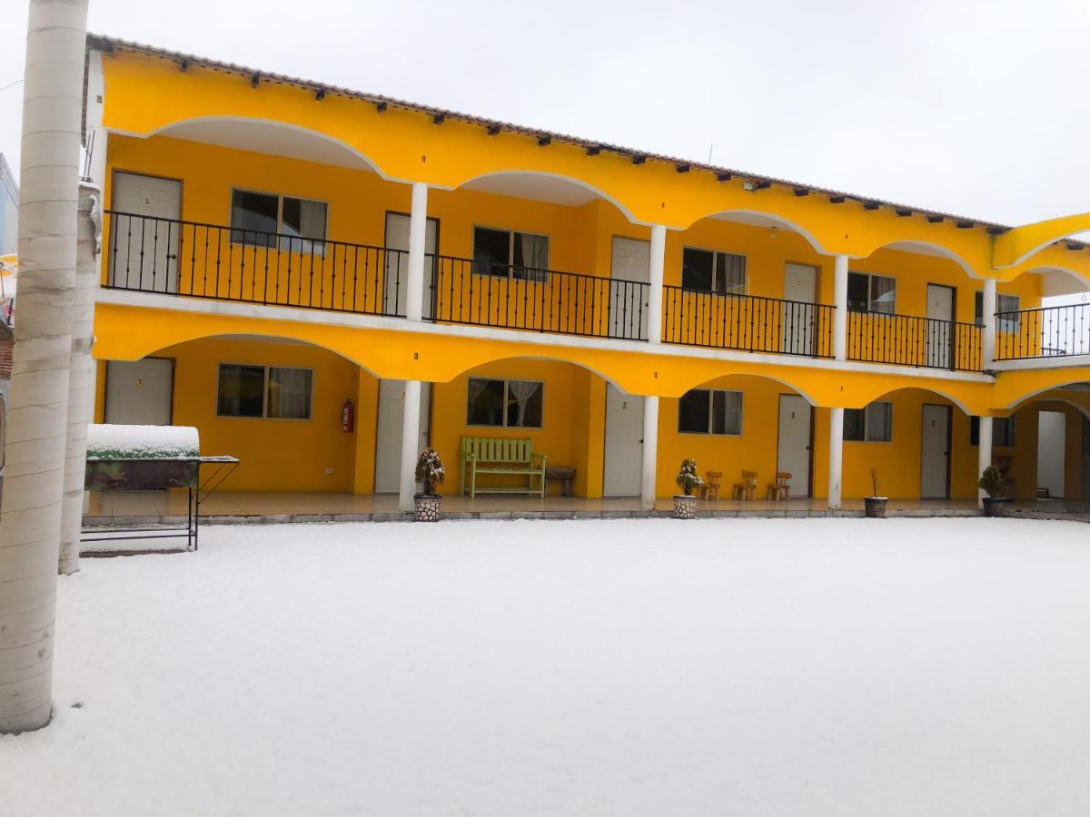 Hotel Posada Del Cobre Креел Екстериор снимка